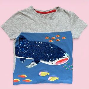Mini Boden Whale Sequin Graphic T Shirt Gray Blue Size 7–8Y